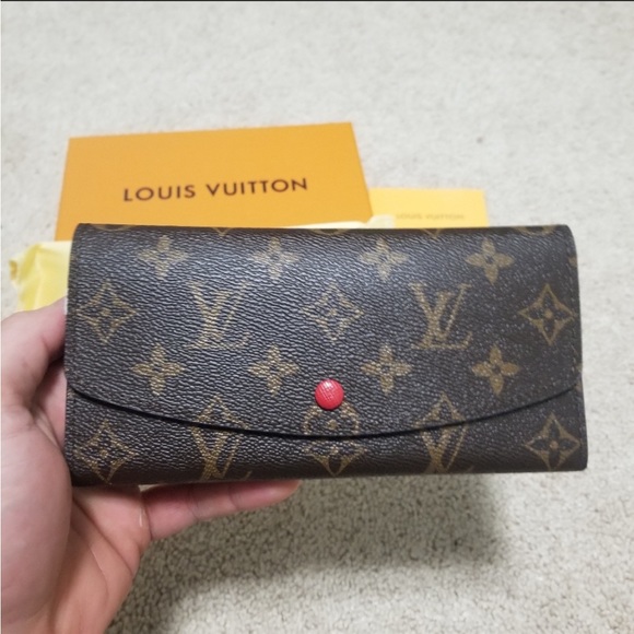 louis vuitton emilie wallet